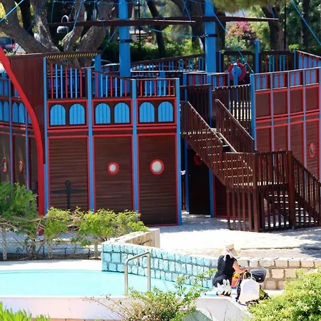 Algarve Luxury Experience - Situated Within The Pinecliffs *